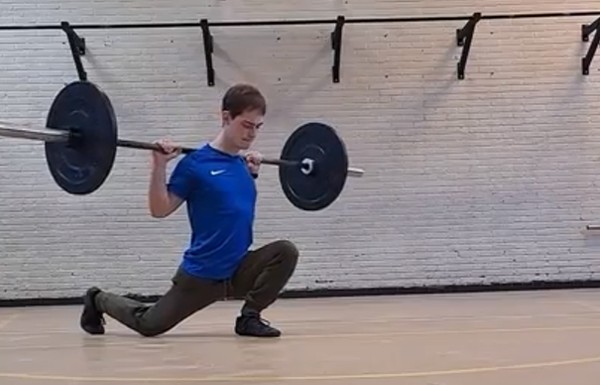 barbell kot split squat in full range of motion