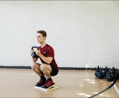 slant board squat for maximum knees over toes benefits